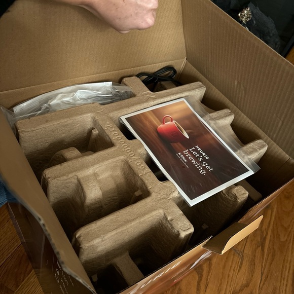*SOLD* New in Box Keurig K Elite Single Serve Coffee Maker - Picture 11 of 11